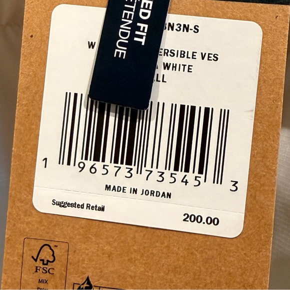 The North Face Off-White Puffer Vest - Picture 3 of 4